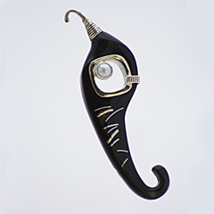 brooch